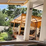 Viki Baška Voda