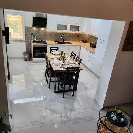 Viki Apartamento Baška Voda
